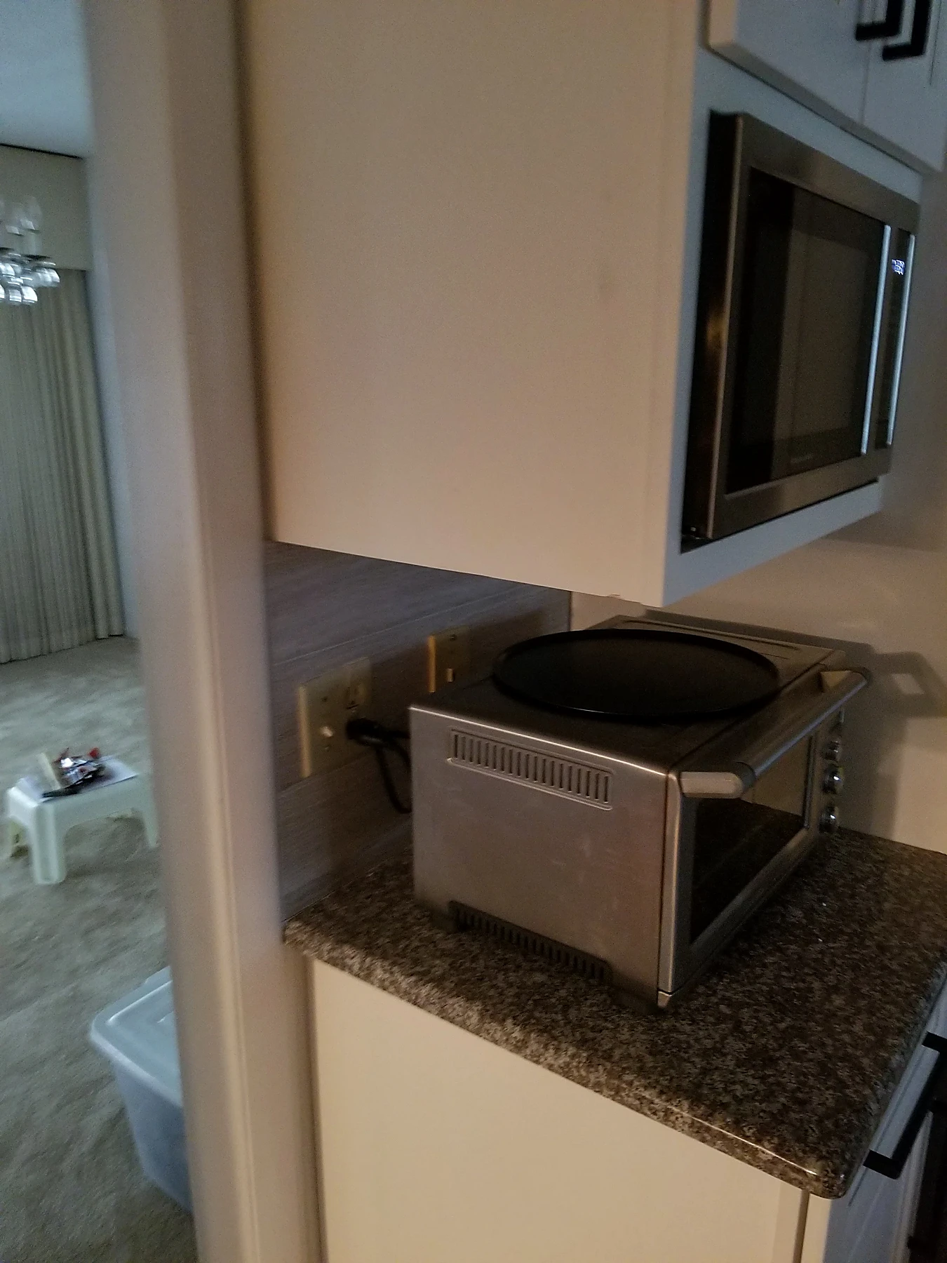 Kitchen & family room renovation